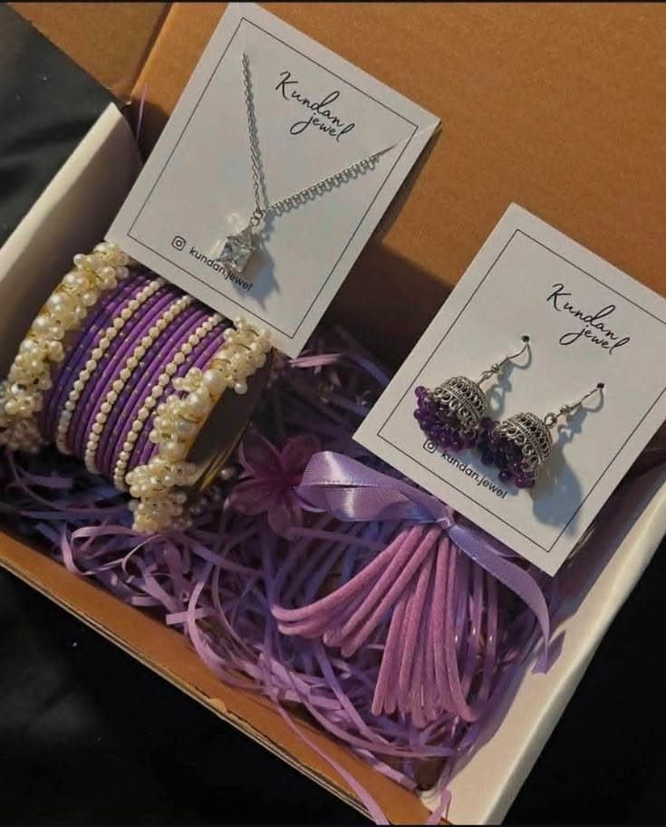 Purple Jewellery Gift Box – Elegant Gifts for Her