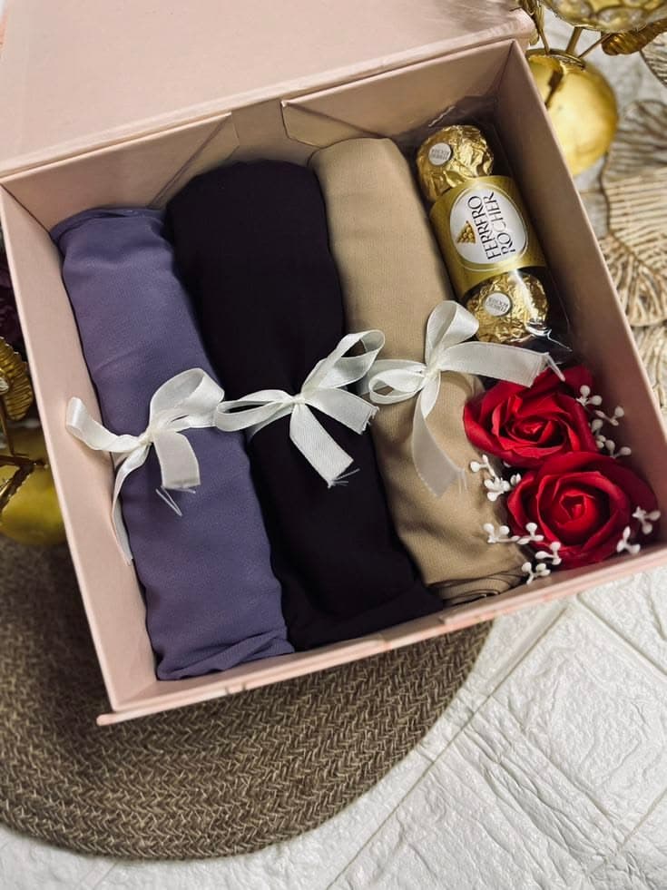 Luxury Hijab Gift Box | Premium Scarf, Ferrero Rocher & Rose Gift Set