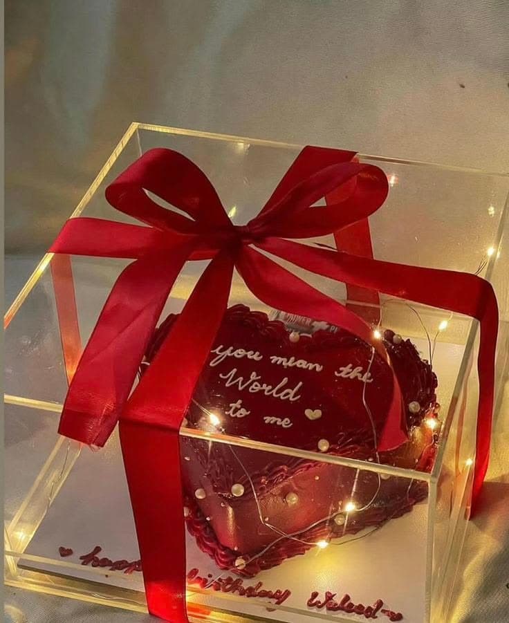 Customized Heart Cake with Acrylic Box Gift - 2.5pound